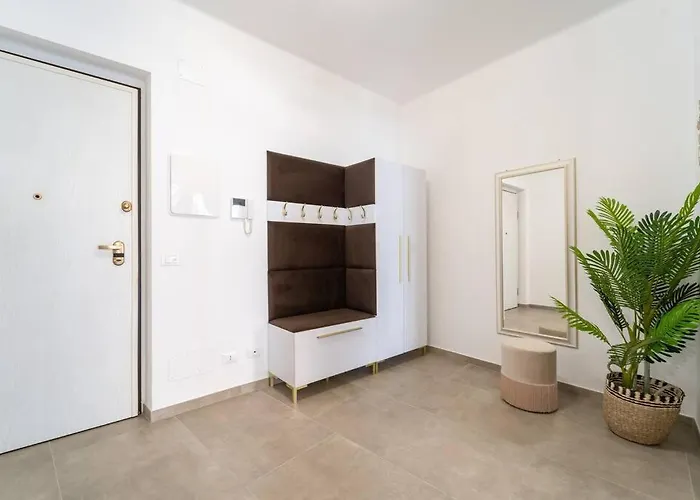 Palm Centro - Teatro Ariston Apartman *