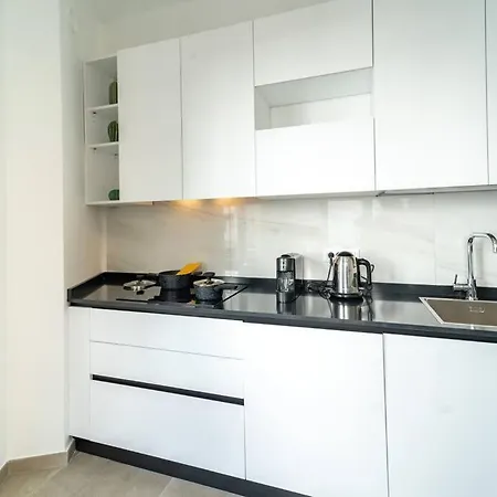 Palm Centro - Teatro Ariston Appartement